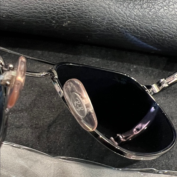 Used Ray-Ban Black Sunglasses with Case and Cloth - Picture 5 of 5